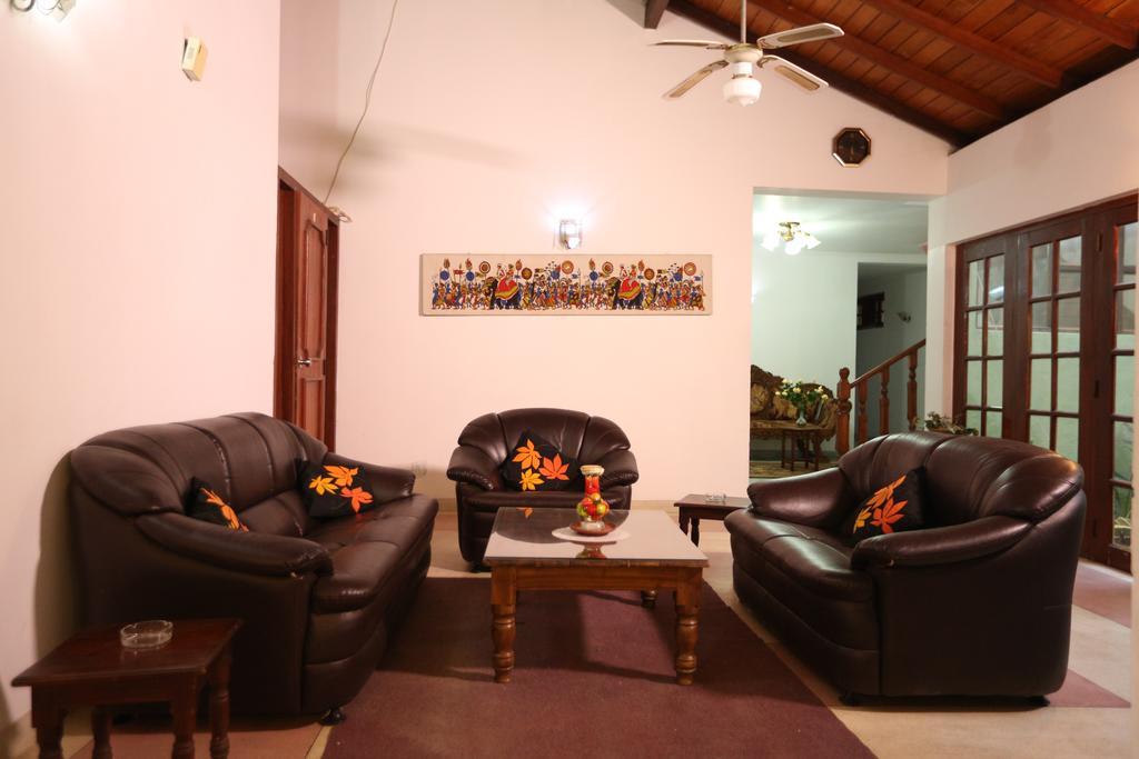 Alcam Holiday Home Канді Екстер'єр фото